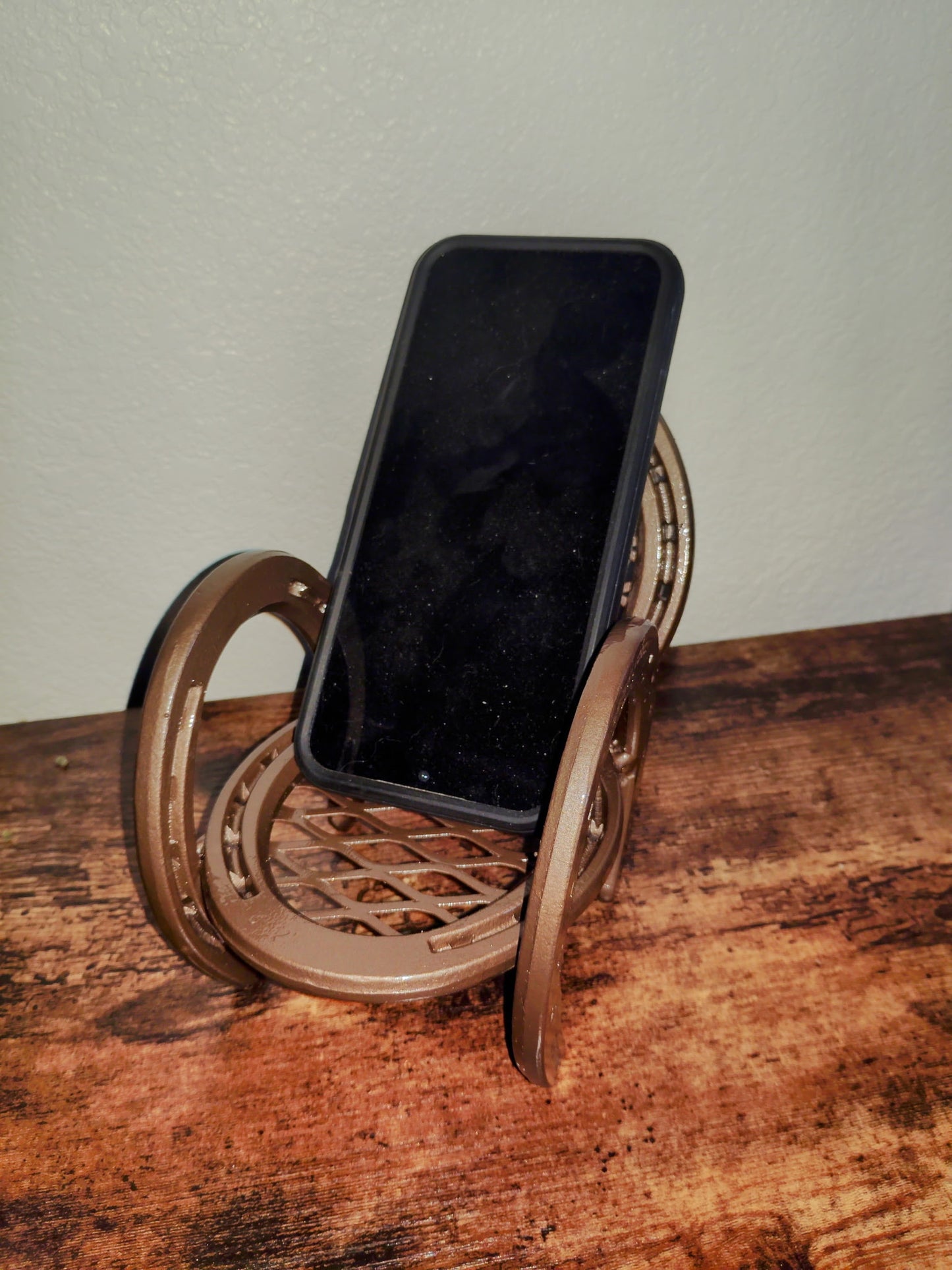 Horseshoe Chair plant stand / Candle holder / cell phone holder
